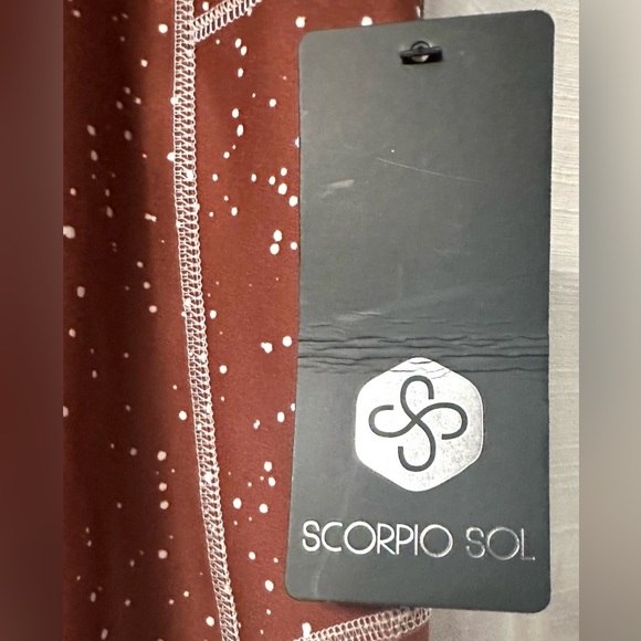 Scorpio Sol Yoga Gym Workout Dark Copper Leggings Women Size XS Logo Side Pocket - Picture 2 of 14